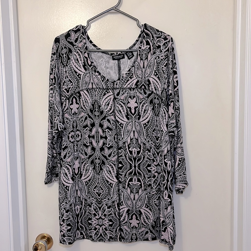 Flowy 3/4 Sleeves Top 2X